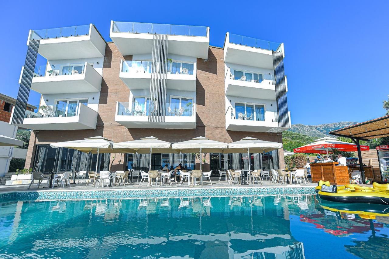 Orik Hotel Vlore Exterior photo